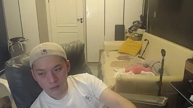 yichen008 online show from July 21, 1:24 pm