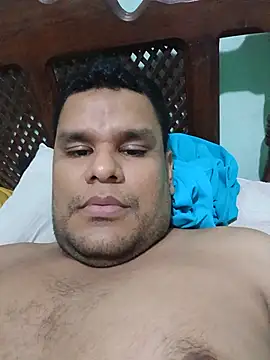 ursoparaense online show from July 28, 12:40 am