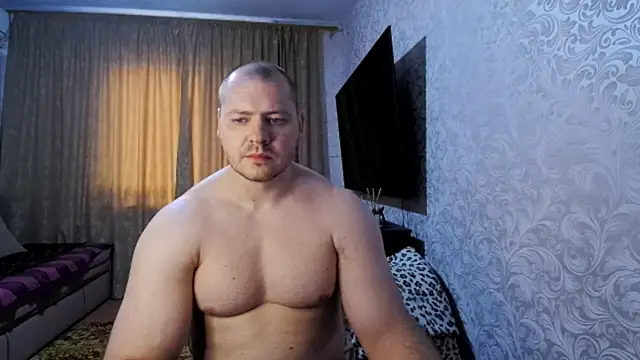 massiveman295 online show from July 19, 2:45 pm