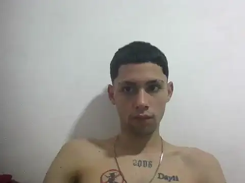 Jhoan0717 online show from July 7, 8:12 pm