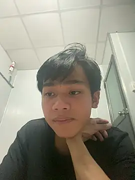 Shin210 online show from July 11, 1:57 pm