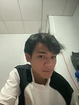 Shin210 online show from July 20, 1:35 pm