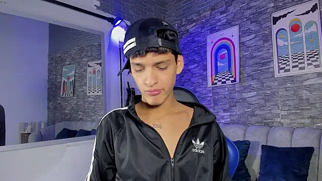 stevensantana1 online show from July 26, 3:14 am