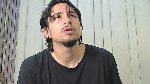 LatinShortt online show from July 17, 1:07 pm