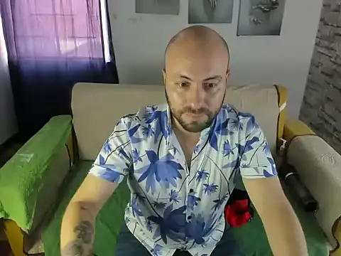 mike lovers  online show from July 16, 7:32 pm