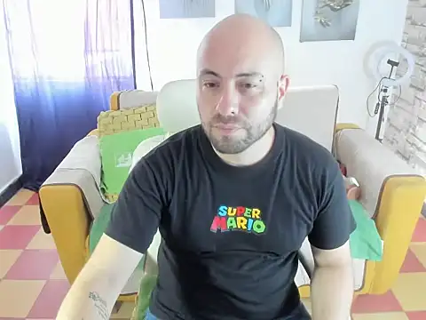 mike lovers  online show from July 21, 7:49 pm