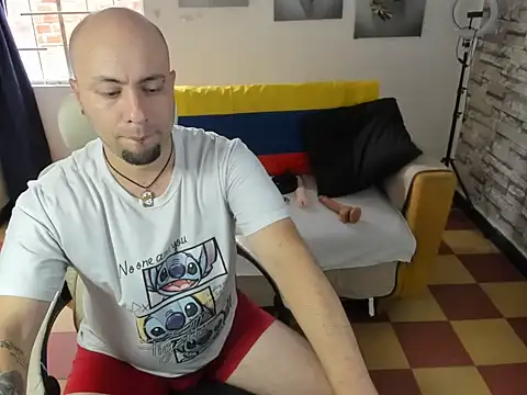 mike lovers  online show from July 28, 7:39 pm