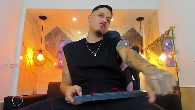 Klaar Blessed online show from July 9, 8:34 pm