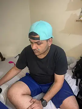 LatinBearX online show from July 9, 11:41 pm