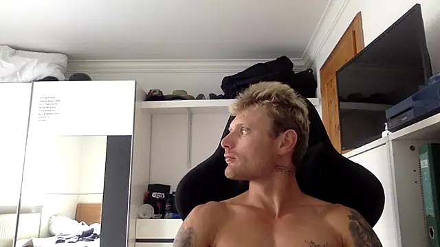 Nakedendurance1994 online show from July 19, 11:05 am
