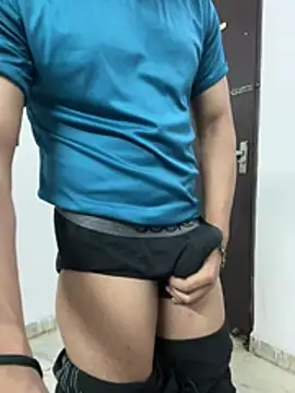 RaghavSingh05 online show from July 14, 9:46 am