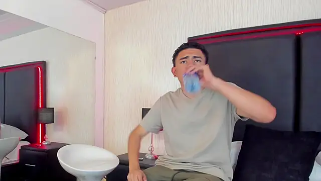 JadenJake online show from July 16, 7:43 pm