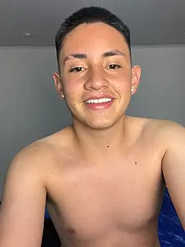 andreslavado online show from July 15, 2:07 am