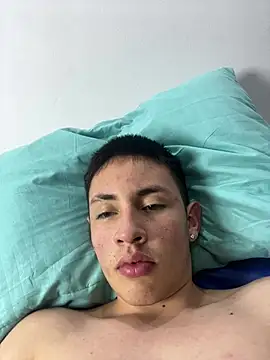 andreslavado online show from July 28, 4:31 am