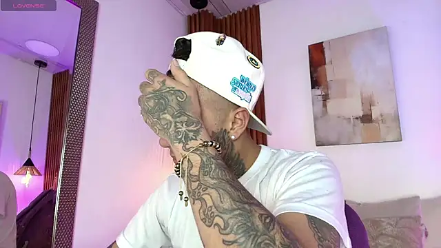 Liam Ink online show from July 28, 12:23 pm