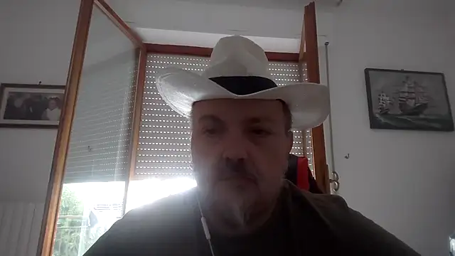Theitalianpapi online show from July 14, 5:33 am