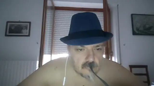 Theitalianpapi online show from July 23, 4:10 am