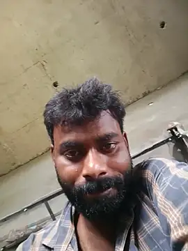 shivsingh12345 online show from August 10, 6:08 am