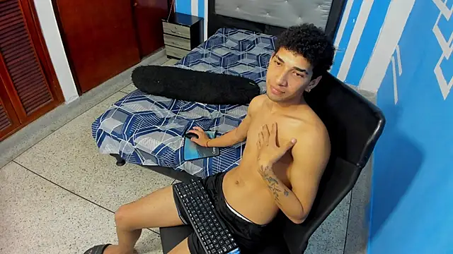efrain boy online show from July 14, 2:05 am