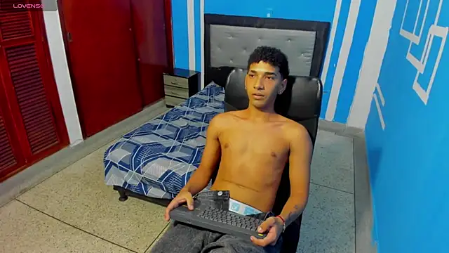 efrain boy online show from July 25, 5:37 am