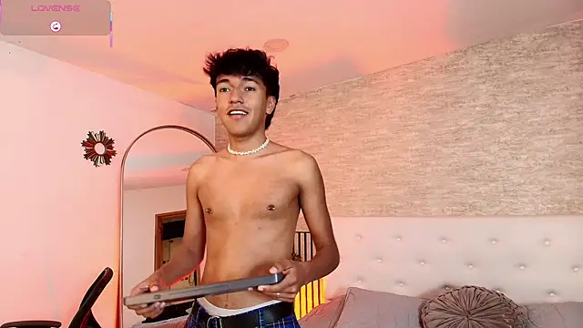 alex santoss online show from July 24, 12:56 pm