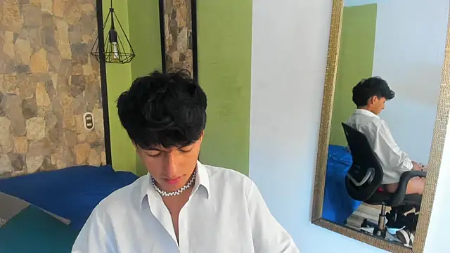 alex santoss online show from July 28, 11:39 am