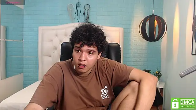 ethan cortes online show from July 31, 9:24 pm
