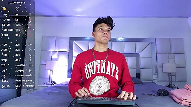 alexgod- online show from August 3, 7:09 pm