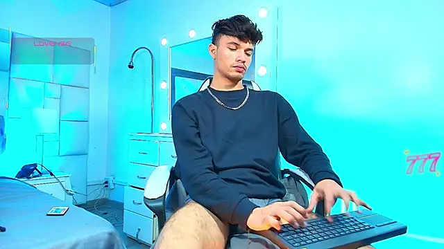 alexgod- online show from July 28, 4:39 pm