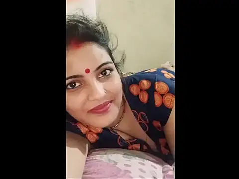 lunacatherine online show from July 14, 8:29 am