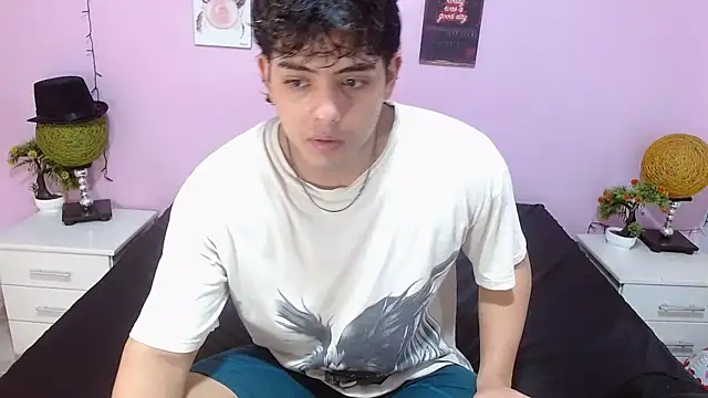 zayne lyon online show from August 4, 11:48 am