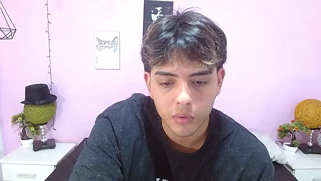 zayne lyon online show from July 17, 12:12 pm