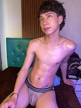 Kael Prince online show from July 29, 9:03 pm