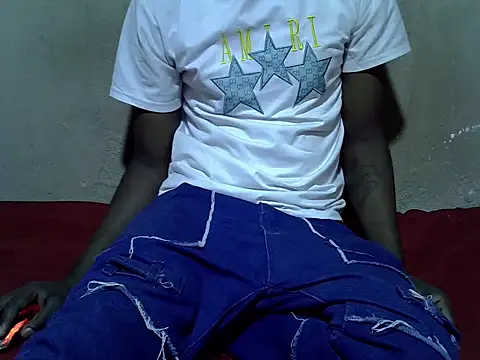 sweetboy25400 online show from July 29, 7:40 am