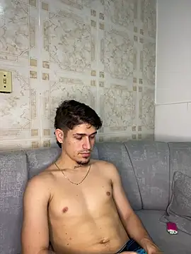 leandro coper online show from July 25, 4:53 am