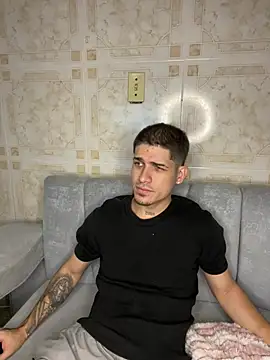 leandro coper online show from July 27, 9:11 pm