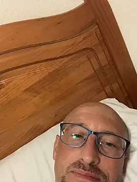 Rosbif69 online show from August 10, 2:39 am