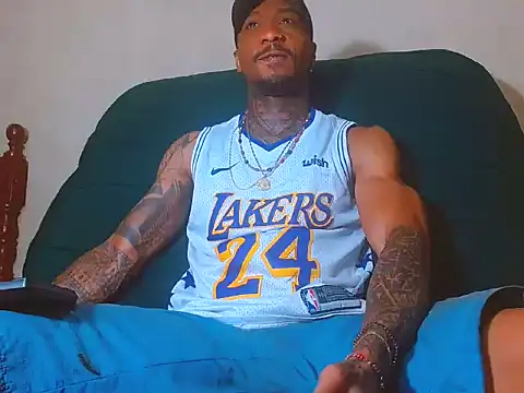 the king black online show from August 2, 6:01 am
