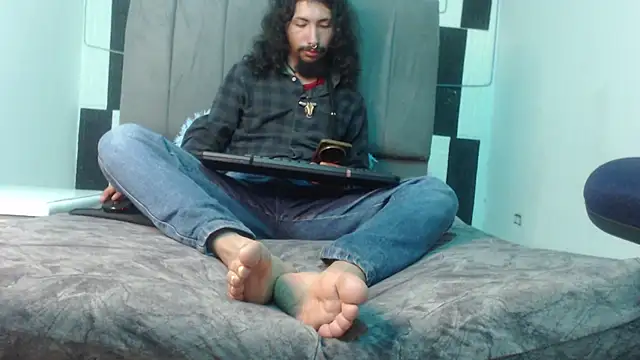 strap 420 online show from August 4, 8:57 pm