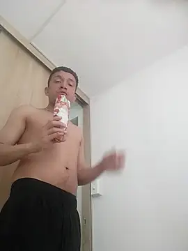 chingon77777 online show from July 18, 6:57 pm
