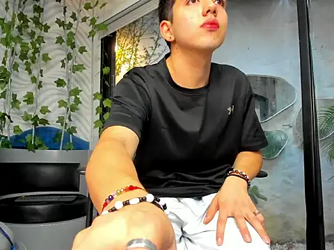 AxelStong online show from July 29, 11:53 am