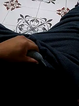 youngkin69 online show from July 24, 10:06 pm