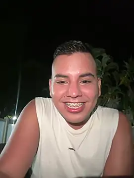 mrhoney2 online show from August 2, 12:32 am