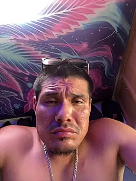 OmarSalasxh33 online show from August 1, 11:26 pm