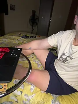 Brendoncppp online show from August 5, 11:54 pm