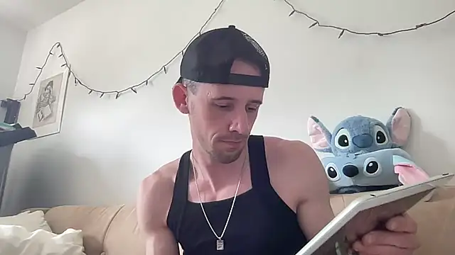 VittBeatifulCock online show from August 9, 4:57 pm