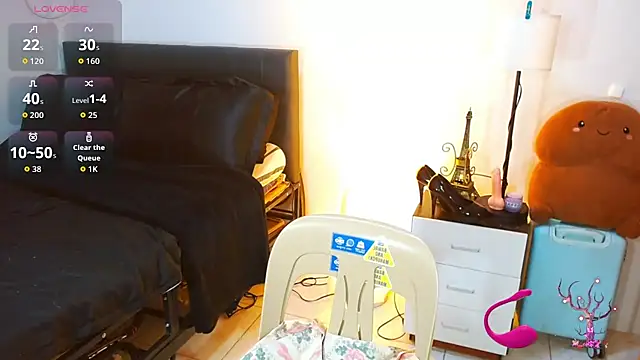 WildestTwink online show from May 13, 5:54 pm