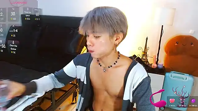 WildestTwink online show from May 9, 4:52 pm