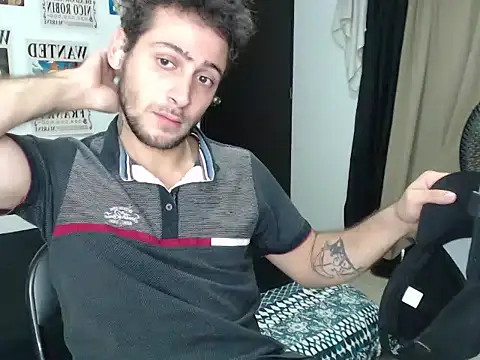 stevensanchez99 online show from May 10, 2:13 am