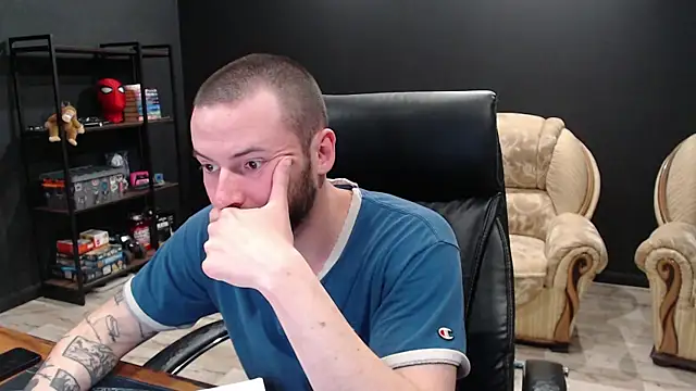 MihasikD online show from April 29, 5:41 pm